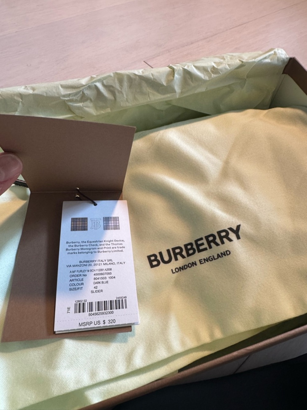 Burberry Black Leather Slide Sandals Men Size 9 - $320 RETAIL - Picture 6 of 11